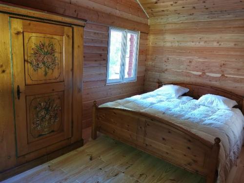 Realisation-Bardage-Meleze-Interieur-2sur3