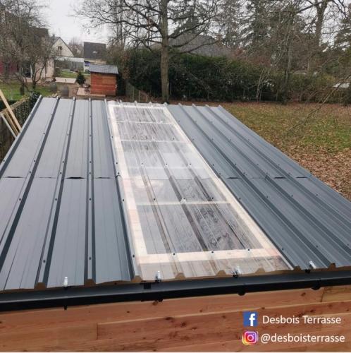 Realisation-Toiture-bac-acier-et-polycarbonate